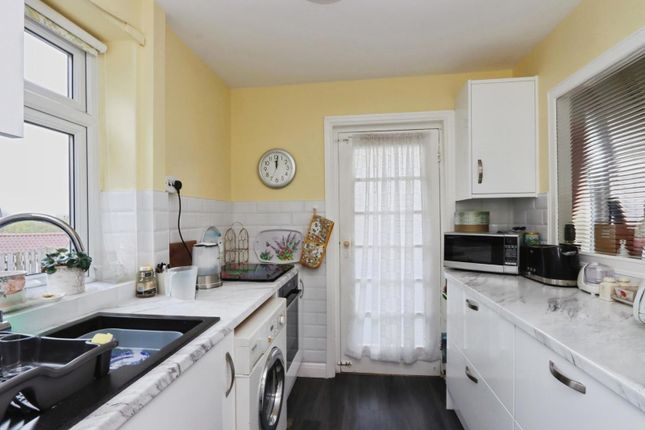 4, Jubilee Crescent, Sheffield photo 4