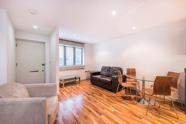 Thumbnail Flat to rent in Clayton Crescent, Islington