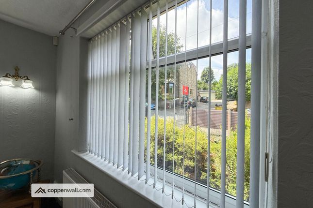 19, Bankside Ln, Bacup photo 3