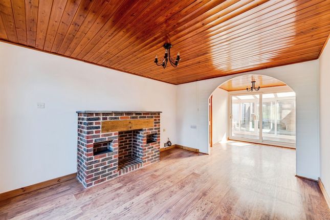 2, Lodden Avenue, Wallingford photo 4