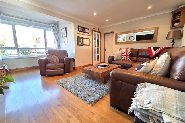 14, Pembroke Way, Stourport-On-Severn photo 2