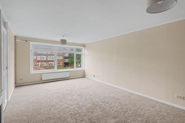 18 Warner Road, Worthing photo 2