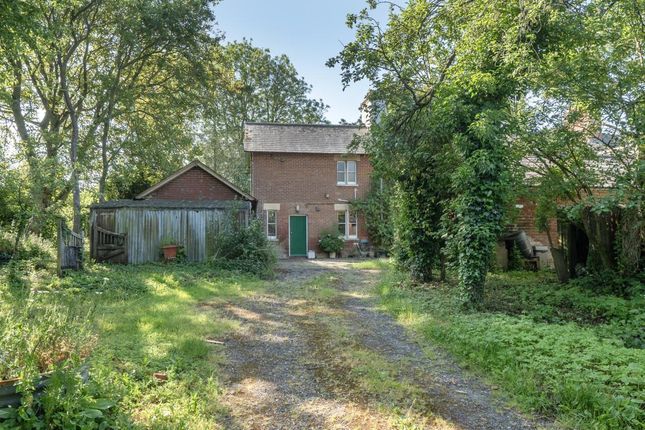 8 Faulstone Cottages, Faulstone Lane, Salisbury photo 2