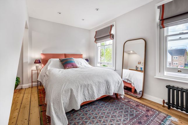 91, Grosvenor Road, London photo 4