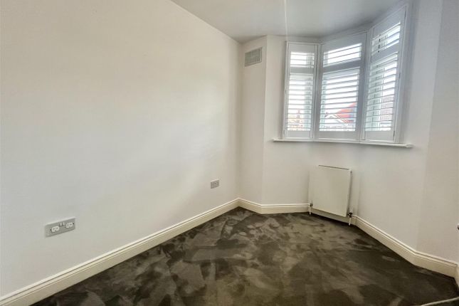 Terraced house to rent in Amberley Gardens, Enfield