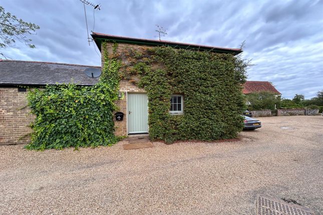 Thumbnail Barn conversion to rent in Magdalen Laver, Ongar