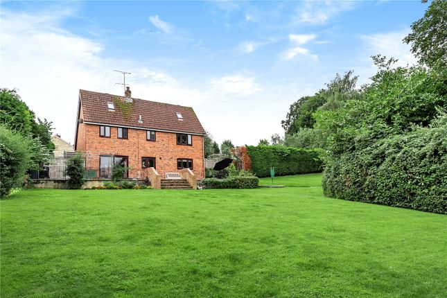 Thumbnail Detached house for sale in Hunts Hill, Blunsdon