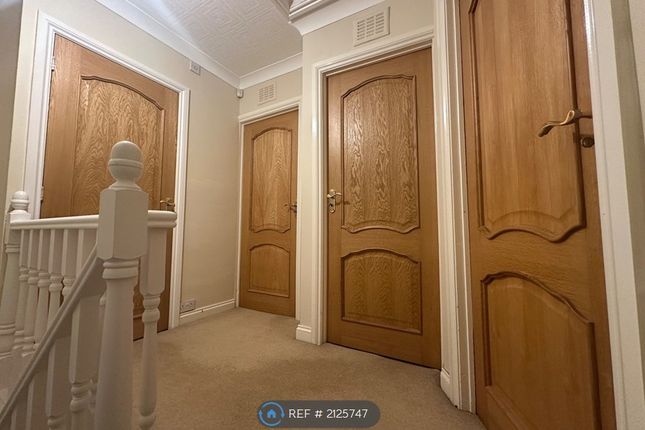North Road, Dewsbury photo 4