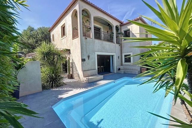 Thumbnail Villa for sale in Latour-Bas-Elne, Languedoc-Roussillon, 66200, France