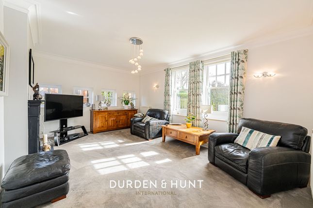 1 Great Stony Park, Ongar photo 2