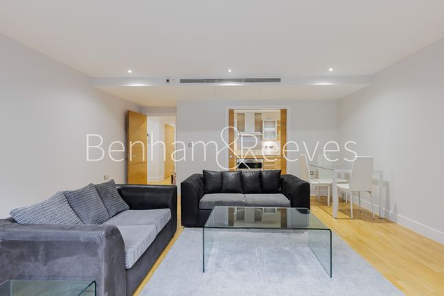Flat to rent in Lensbury Avenue, Fulham