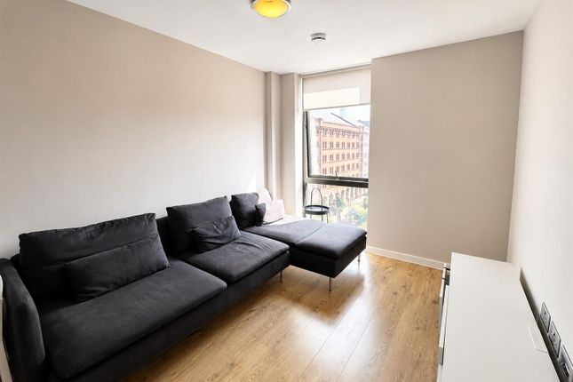 Apt 510, Quay Central, 9 Jesse Hartley Way, Liverpool photo 2