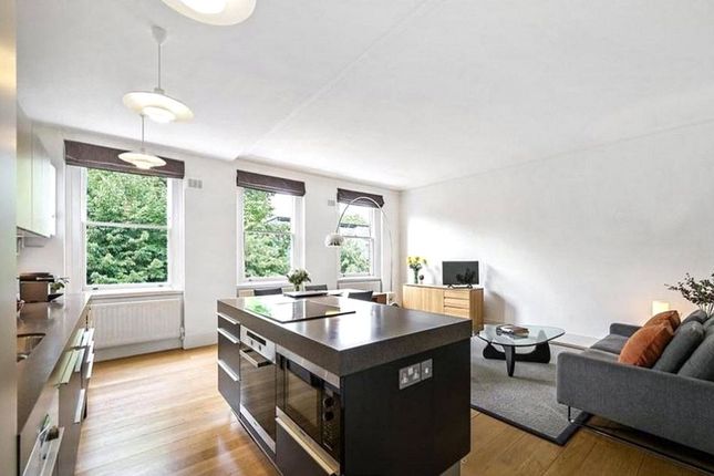 Flat 2, 22, Gledhow Gardens, London photo 2