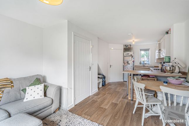 18, Linhay Road, Exeter photo 4