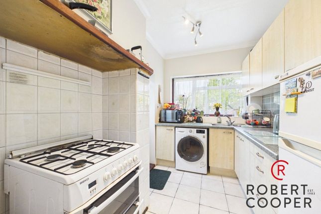 65, Torrington Road, Ruislip photo 4