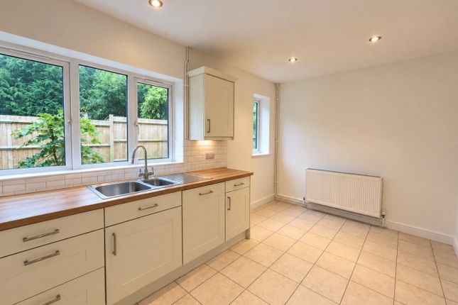 3 Suttons Cottages, Camberwell Lane, Sevenoaks photo 5