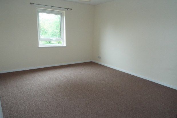 Property to rent in Sandhurst Close, Redditch