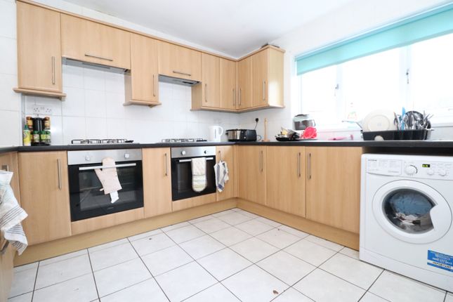 28, Harriet Street, Cardiff photo 2