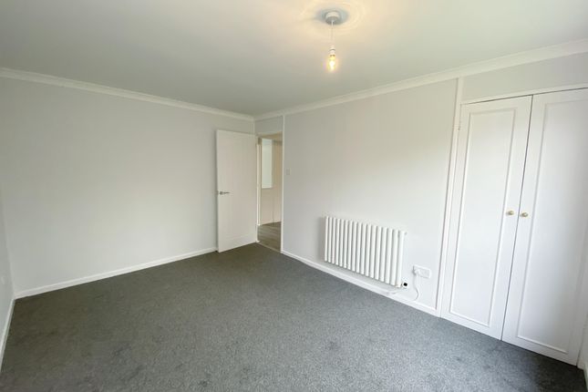 Flat to rent in Laburnum Road, Abronhill, Cumbernauld