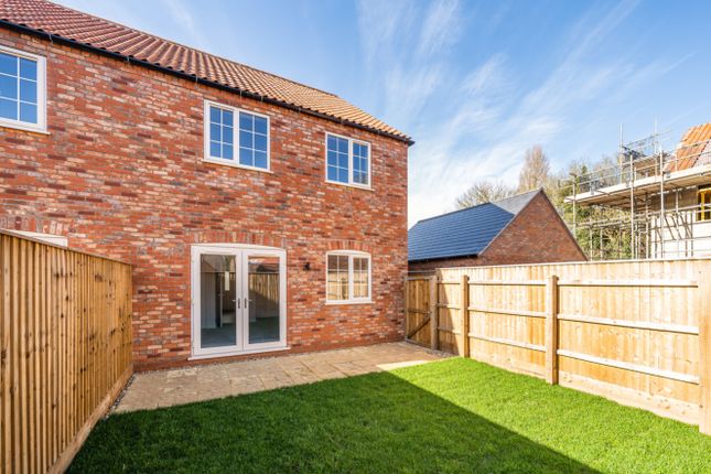 Semi-detached house for sale in 40 West Drive, The Parklands, Sudbrooke, Lincoln, Lincolnshire
