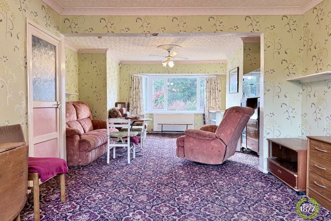 32 Thwaites Road, Accrington photo 2