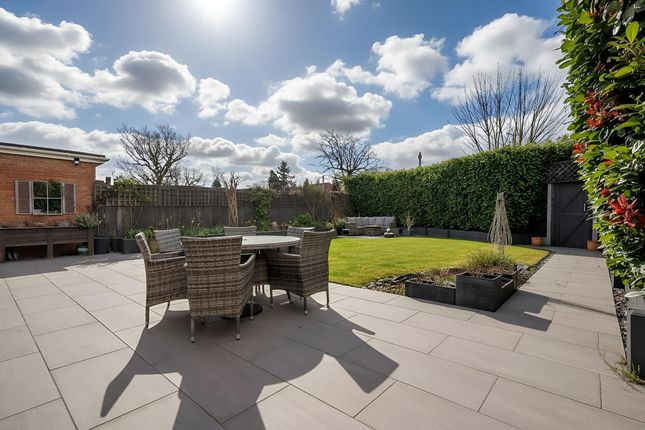 23, Sylvan Tryst, Billericay photo 3
