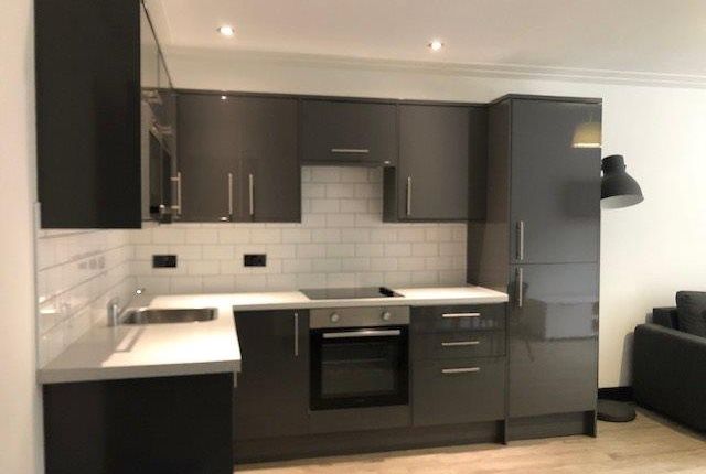 Kitchen (19).Jpg