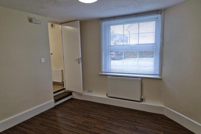 Flat to rent in Lavender Crescent, St.Albans
