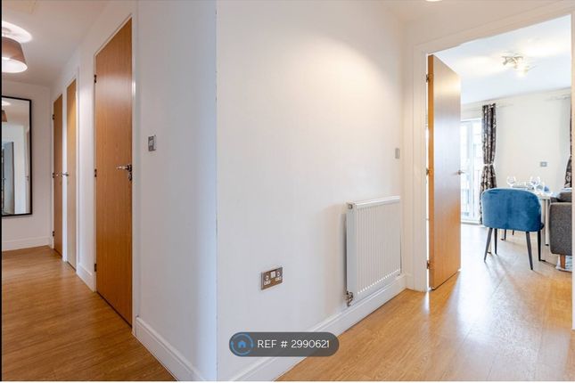 Flat, Pulse Court Maxwell Road, Romford photo 4