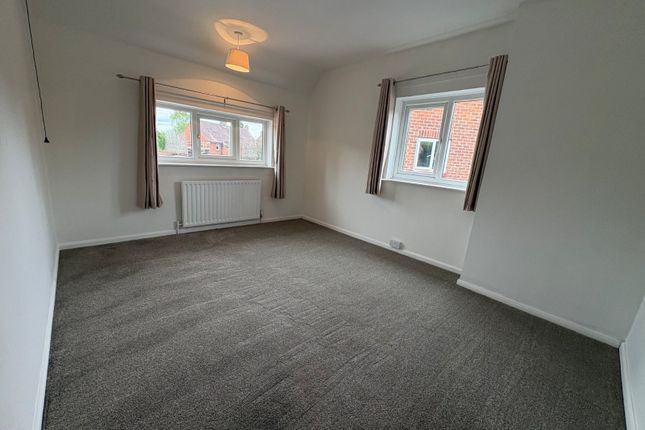 30, Ridgway Close, Nottingham photo 5