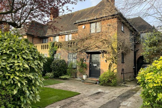 Semi-detached house for sale in Raeburn Close, Hampstead Garden Suburb, London