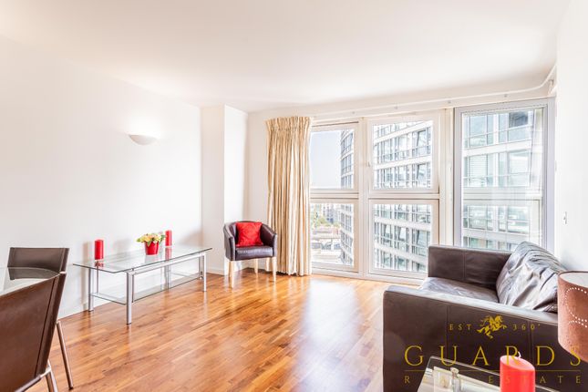 Flat to rent in New Providence Wharf, Fairmont Avenue, Canary Wharf