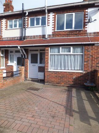 Thumbnail Terraced house to rent in Wentworth Road, Grimsby