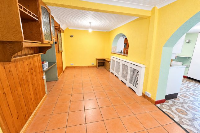 Falmouth Drive, Wigston photo 4