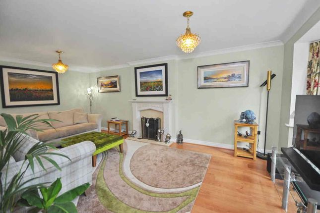 45, Old Gorse Way, Kettering photo 4
