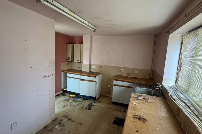 17, Lea Walk, Birmingham photo 3