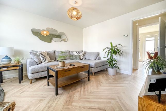 3, Treledan Way, Saltash photo 4
