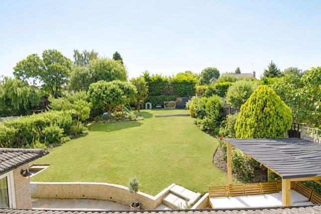 13, Homewood Avenue, Cuffley photo 2
