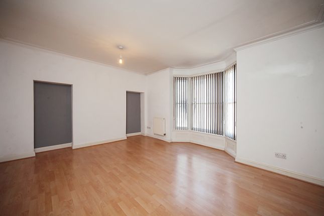 Flat, Wellington photo 4
