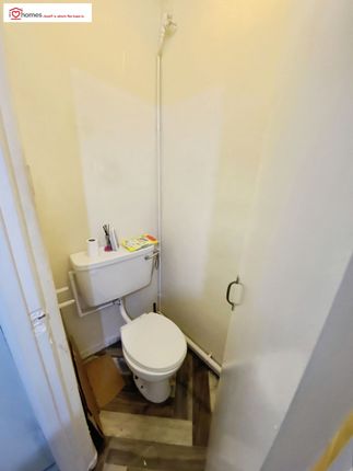 Flat 9, Bowerman Court, St. John's Way, London photo 5