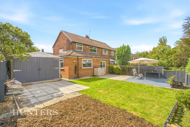 1, Greenways, Ashton-Under-Lyne photo 2