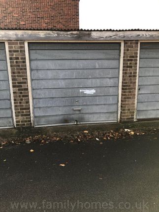 Parking/garage to rent in Fielder Close, Sittingbourne