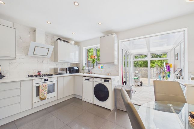 11 Townsend Street, Swansea photo 3