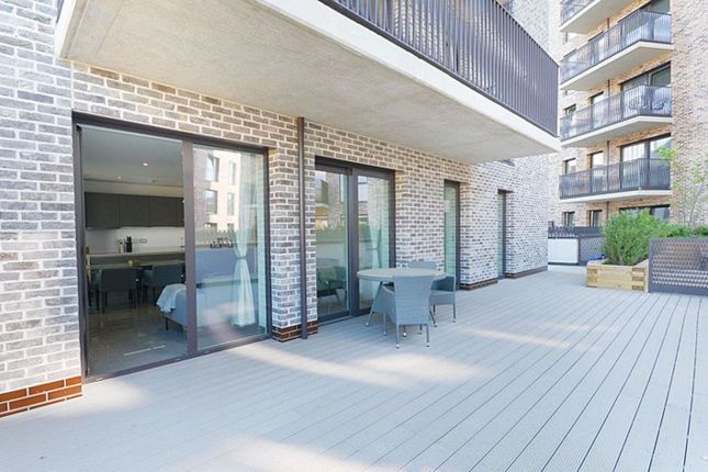 Glade Path, Southwark photo 4