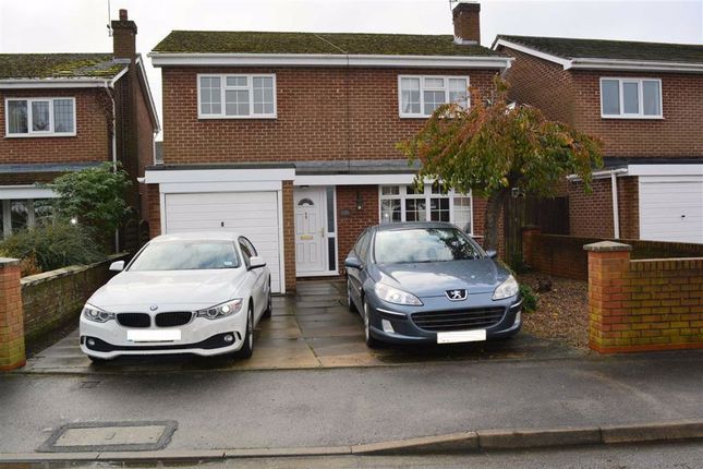 4 Bed Detached House For Sale In Langrick Avenue Howden Dn14 Zoopla