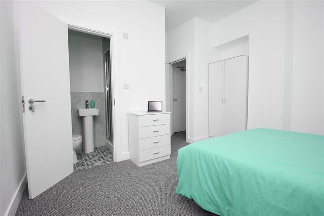 Thumbnail Room to rent in Fir Street, Burnley