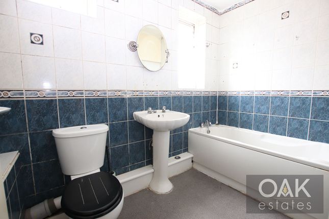 Maisonette for sale in Old Road, Enfield