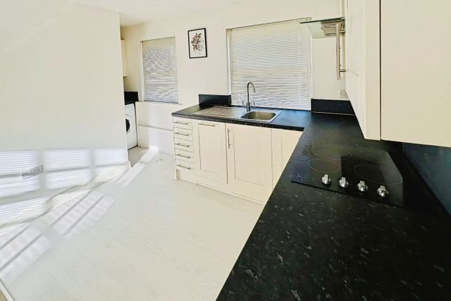 Flat 6, Granary Court, Market Place, Doncaster photo 2