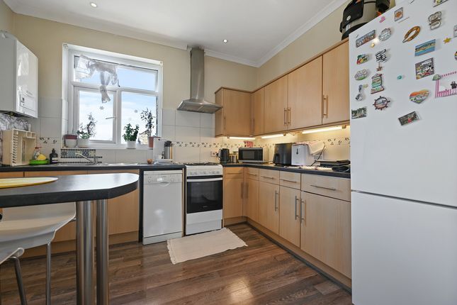 12b, Nightingale Road, London photo 4