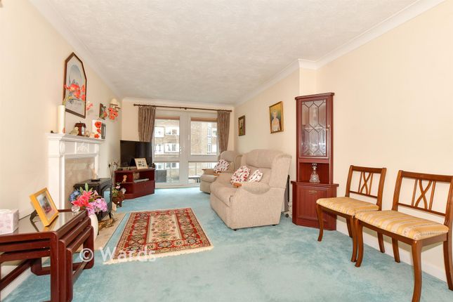 Captains Court, Stade Street, Hythe photo 4